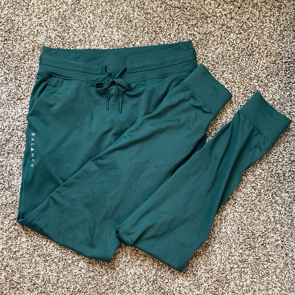 Balance Athletica Women’s Select Joggers size large
